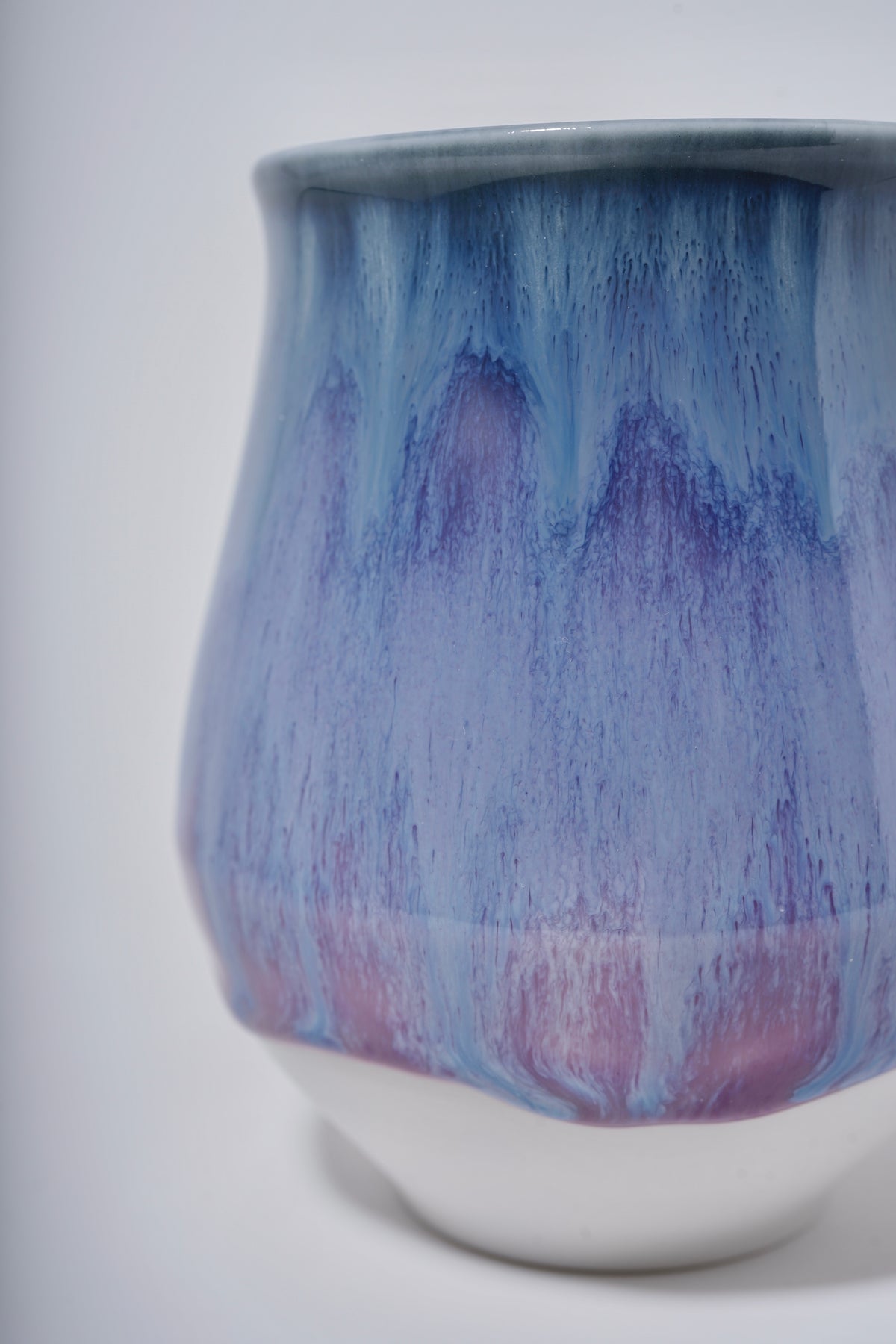 Bloom Cup/Vase(purple butterfly )style 1