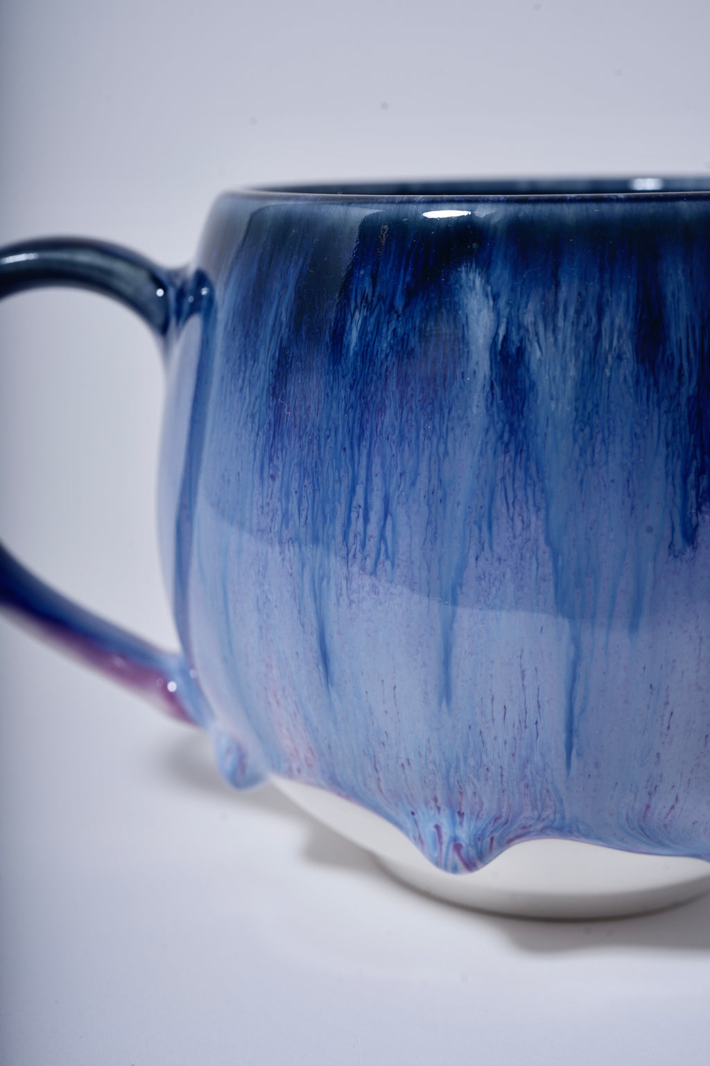 L SIZE BALLOON MUG(purple butterfly )style1