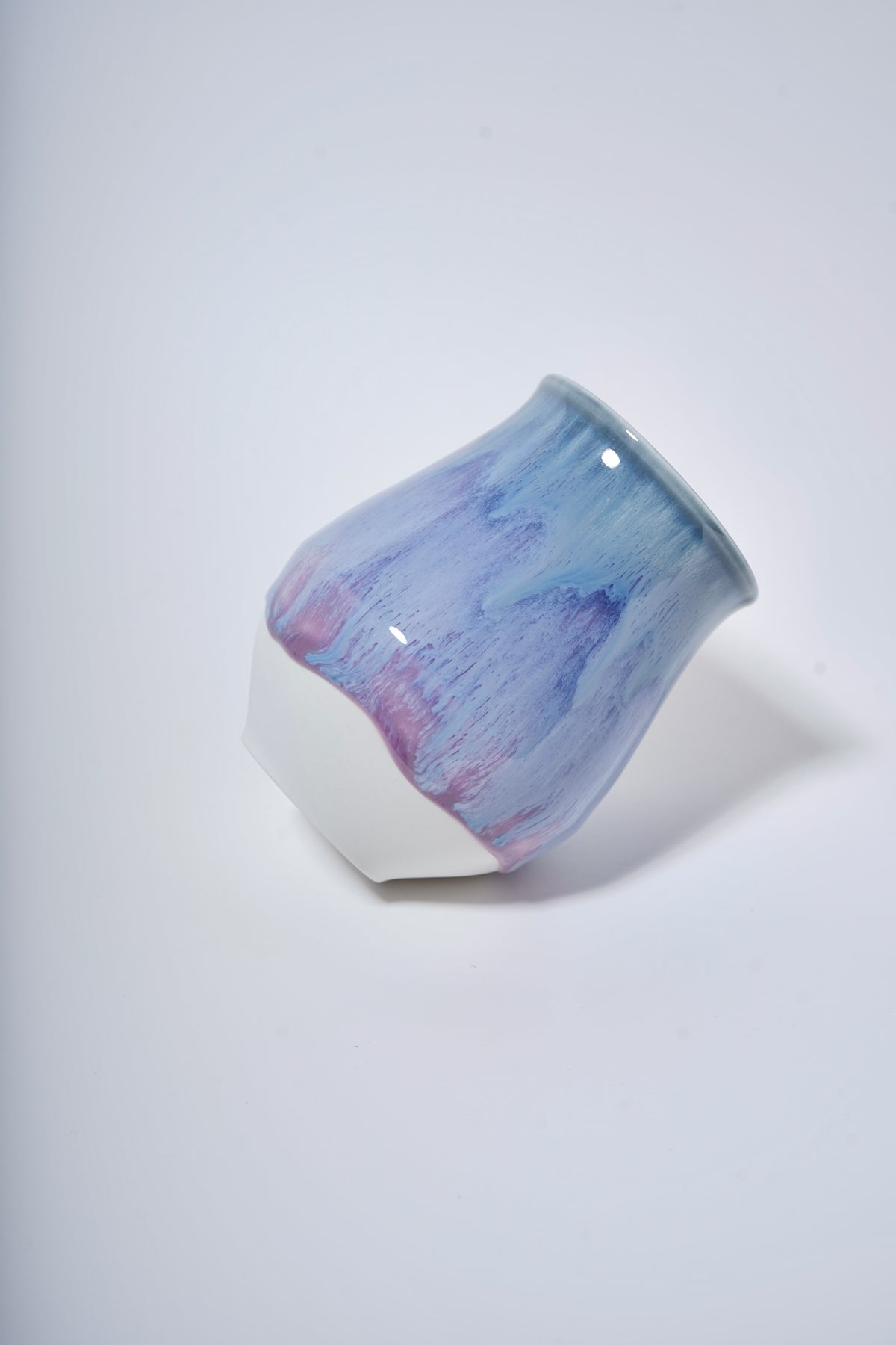 Bloom Cup/Vase(purple butterfly )style 1