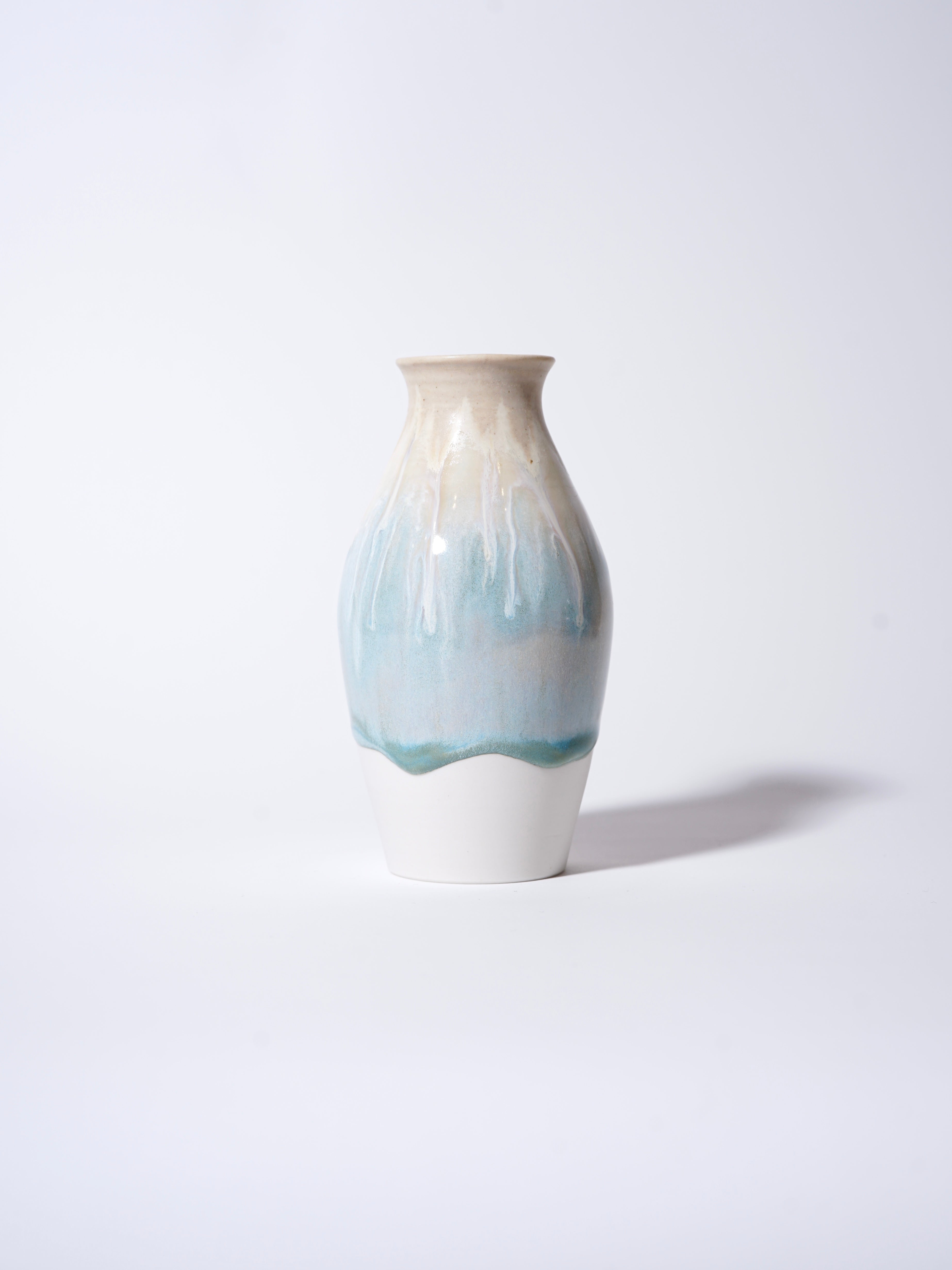 Coastline Mini Curvy Vase