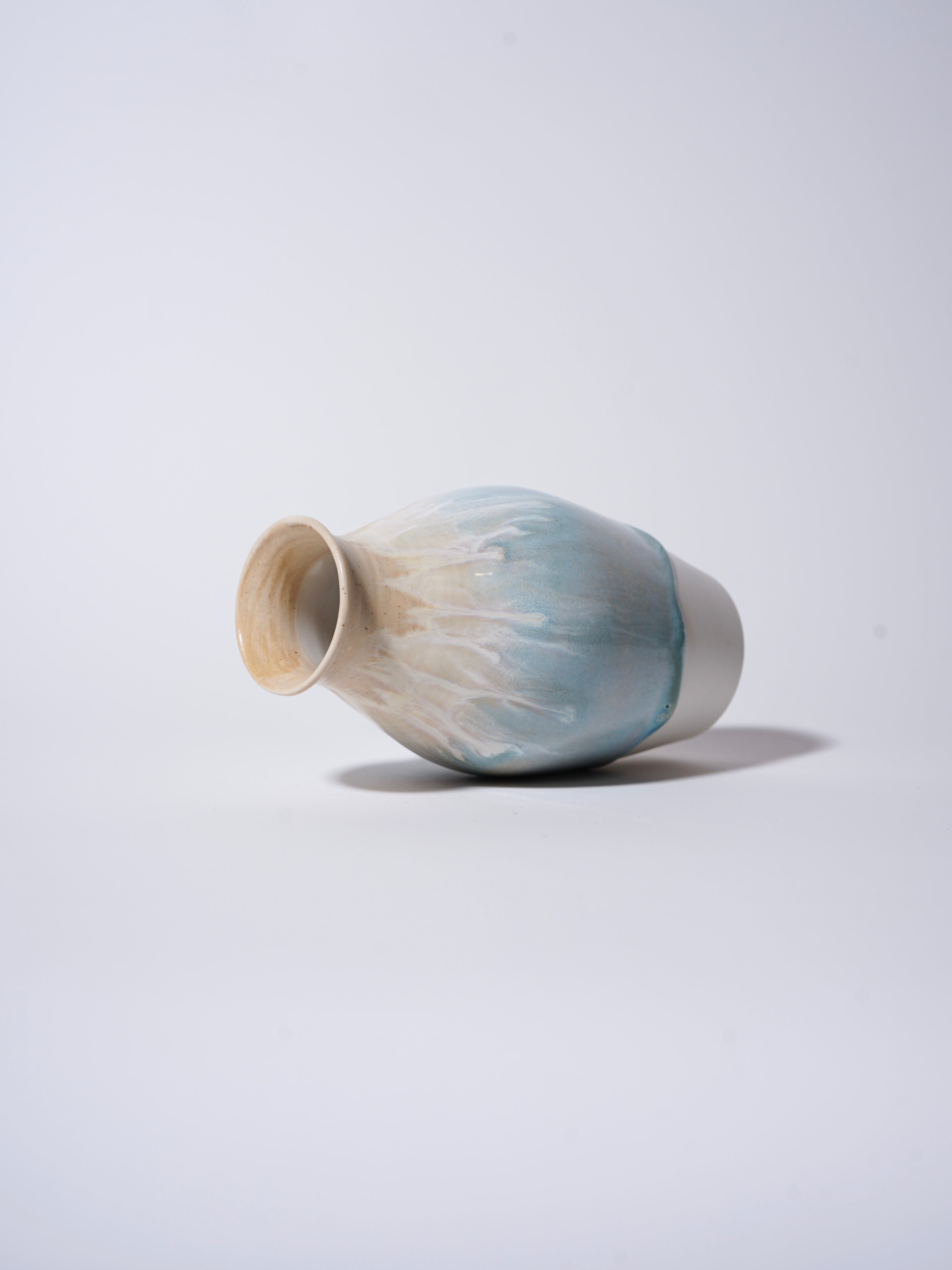 Coastline Mini Curvy Vase